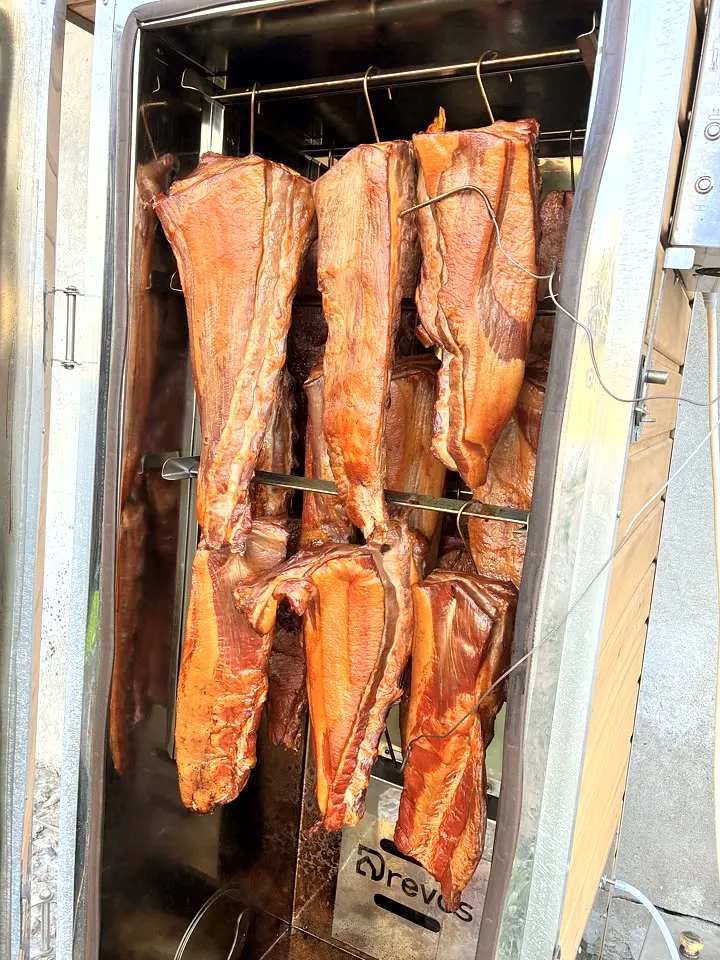 Lachs und Fische — Heißräuchern, Räucherofen DREVOS Family PRO